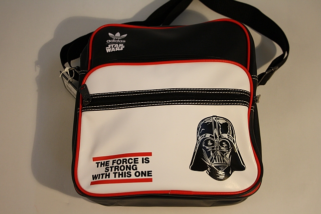 Adidas-Star-Wars-Darth-Vader-Tasche-Airliner-Messenger-V87793-NEU
