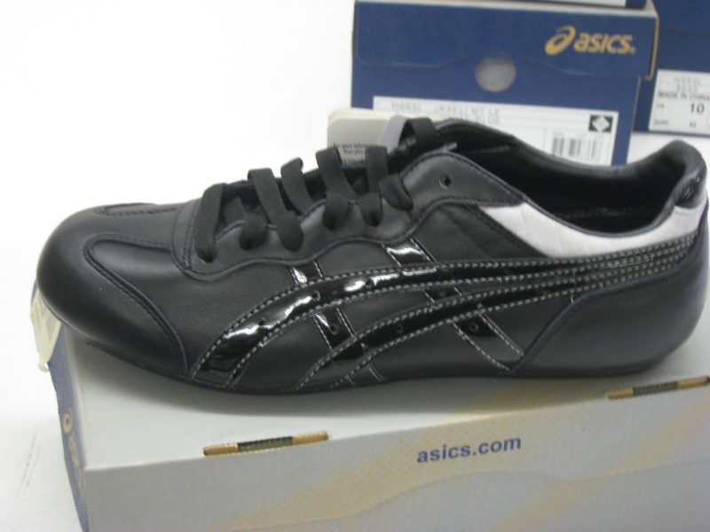 asics tiger whizzer