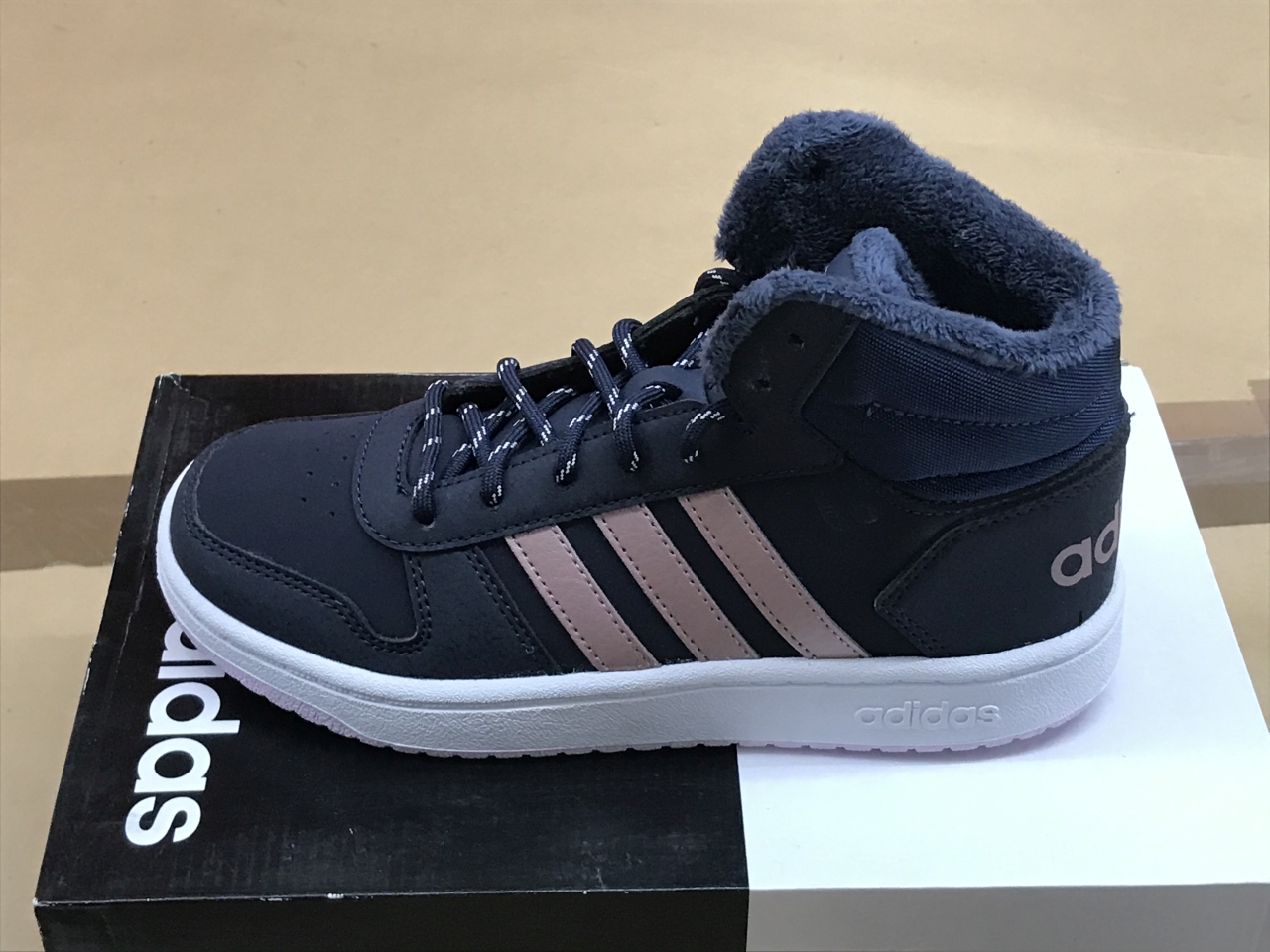 adidas hoops mid 2.0 k b75741